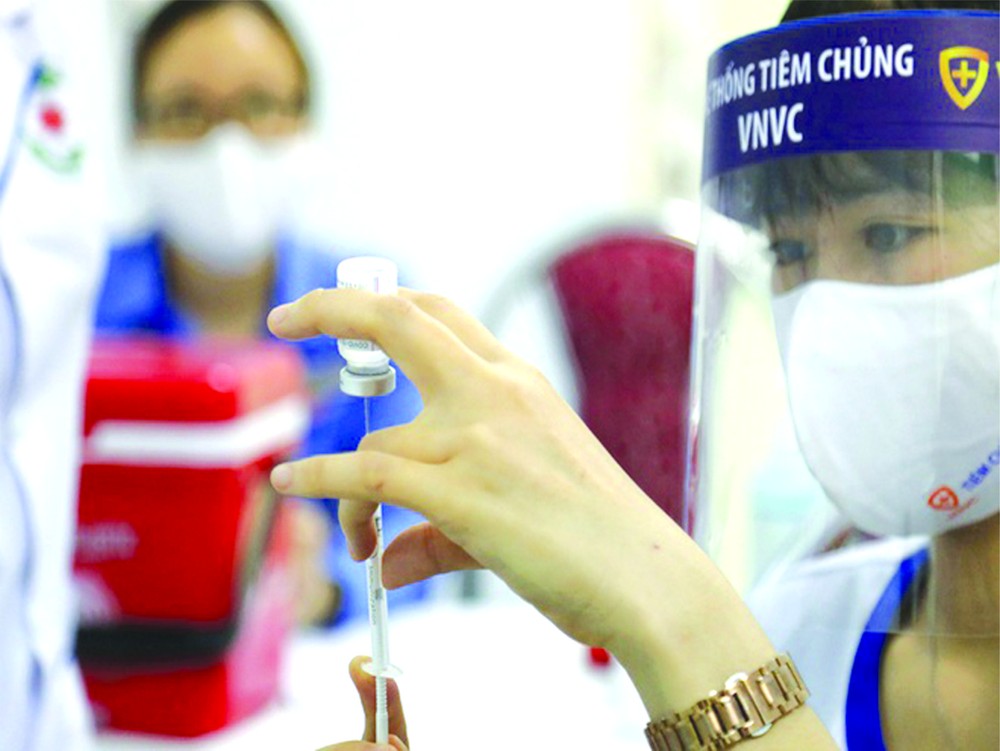 衛生部的目標是至明年第二季度有70%人口接種新冠疫苗。