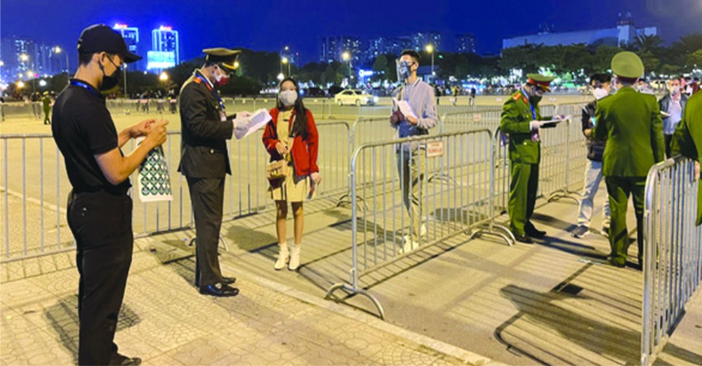 觀眾通過芯片公民身份證的檢疫應用程式得到核實