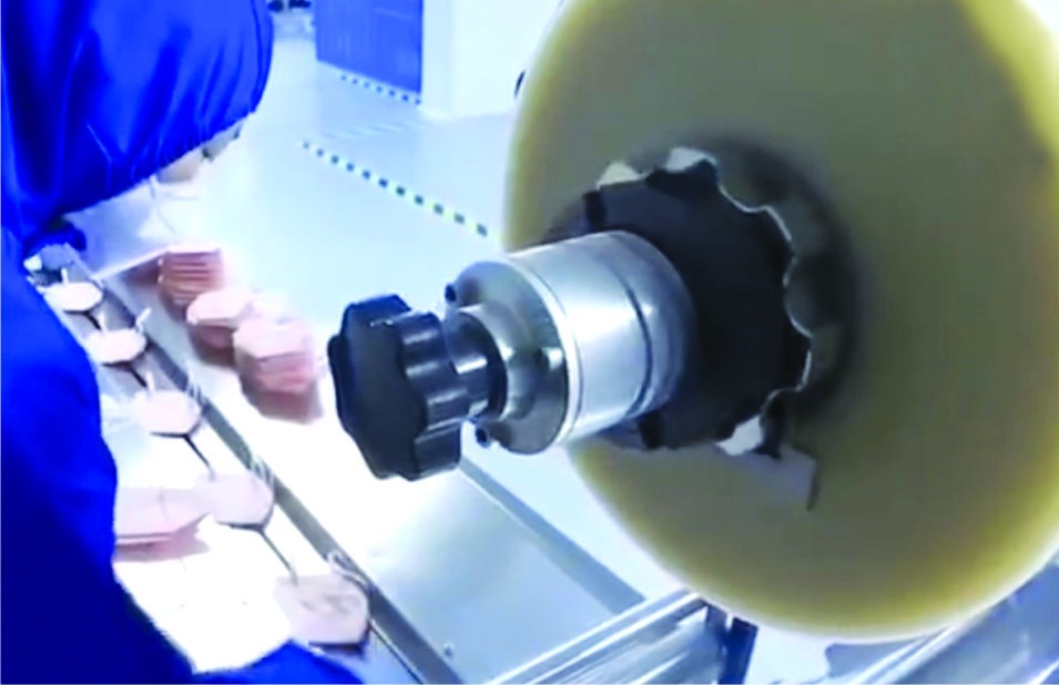 雙功能殺毒口罩生產線。