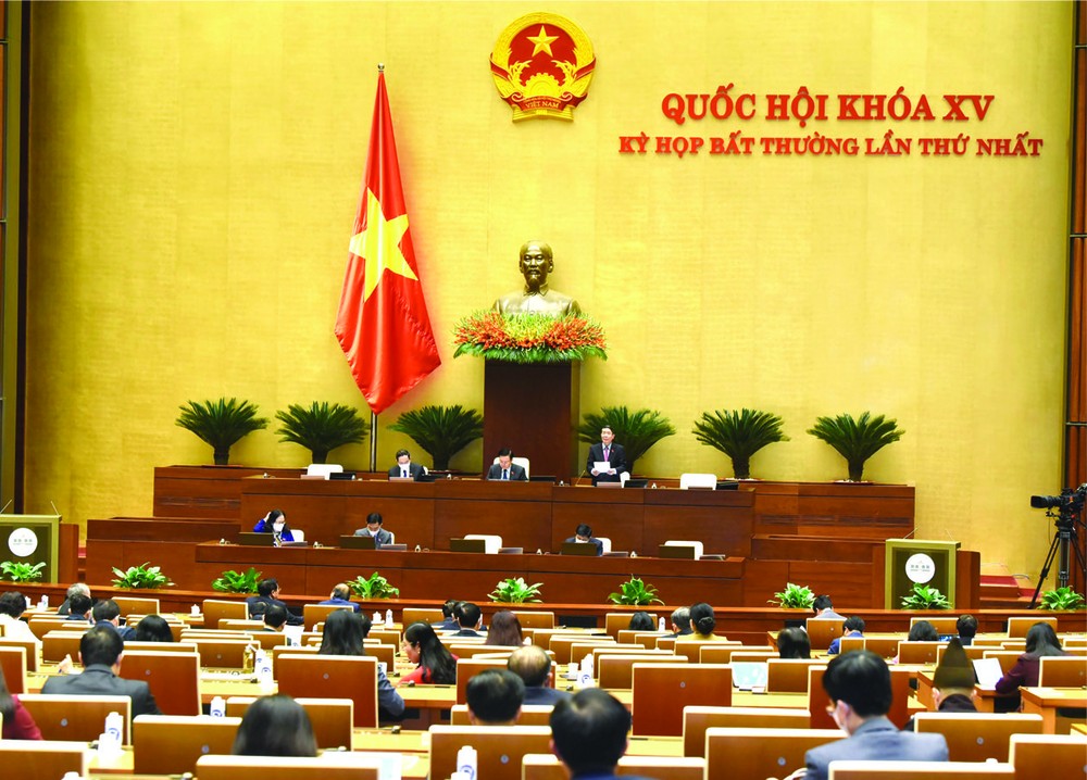 國會昨(7)日就為輔助社經復甦與發展計劃的金融貨幣年度政策《決議》草案舉行視像討論會議。