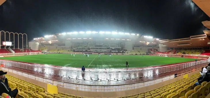 Monaco thắng trận đầu tiên trên sân nhà, Henry cười rạng rỡ ảnh 3