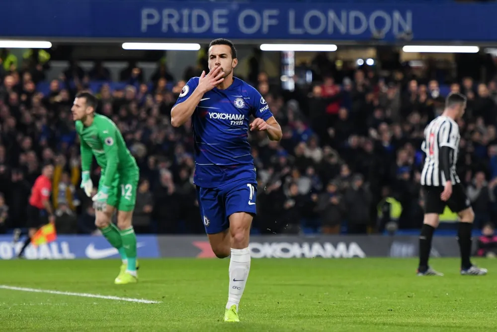 Khi 2 cánh tỏa sáng, Sarri… không muốn bị hỏi về hợp đồng của Willian ảnh 1