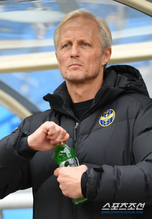 Nguyễn Công Phượng: HLV Park Hang Seo có thể đưa chúng tôi lọt vào World Cup 2022 ảnh 2