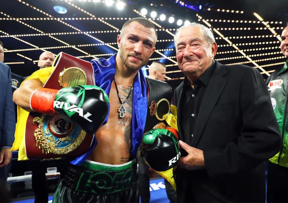 Quyền Anh: Đệ nhất quyền thủ đấu với quyền thủ “triệu đô” ở đại chiến Anh – Ucraina ảnh 1