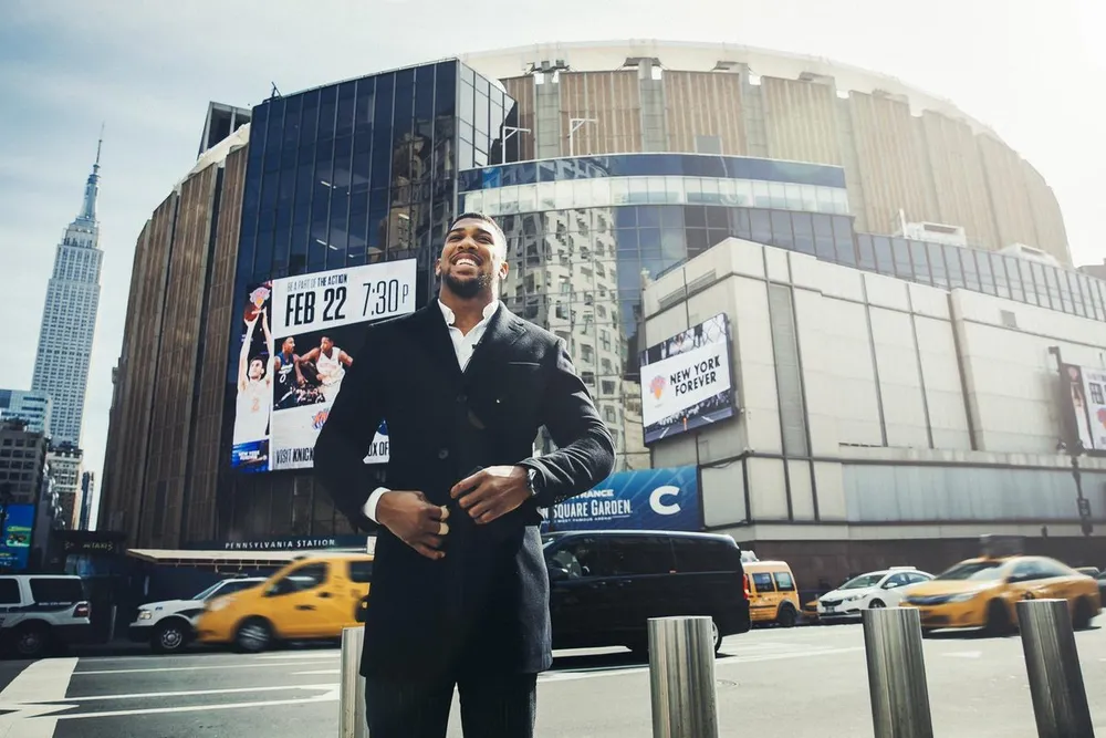 Quyền Anh: Miller “bé bự” dính doping, AJ “cơ bắp” vội vã tìm đối thủ thế thân vì đã bán 14 ngàn vé ảnh 1