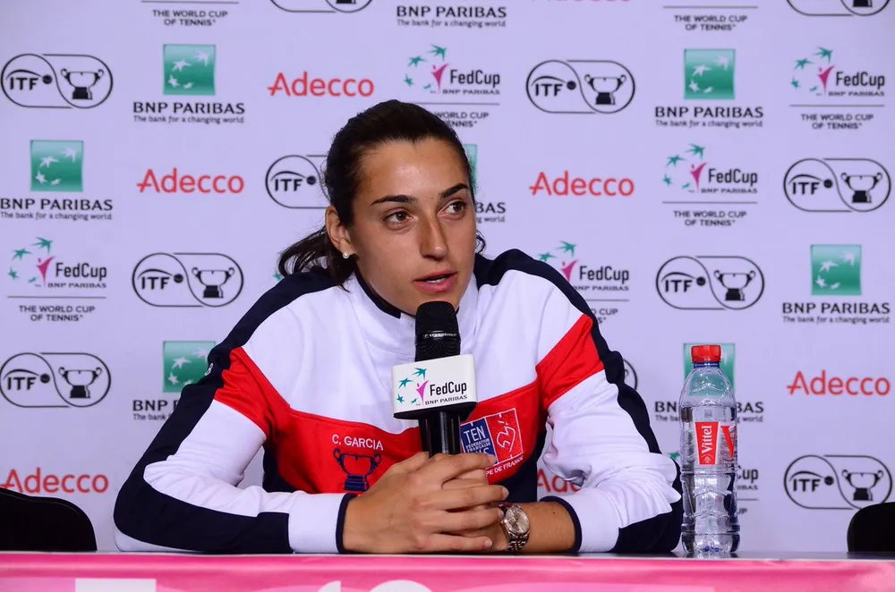 Fed Cup: Thắng nhờ “bộ đôi xinh đẹp”, Pháp vào chung kết, sẽ đấu với Australia ảnh 1