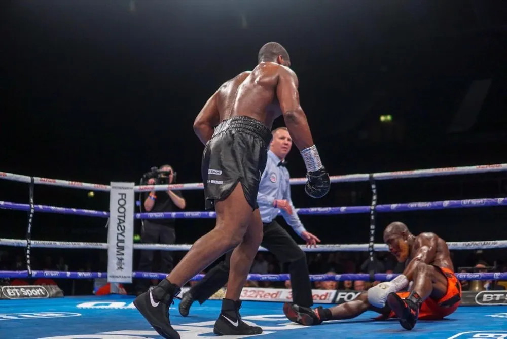 Quyền Anh: Tốc chiến tốc thắng 10/11 trận đấu, Triple D có đủ bản lĩnh thách thức AJ ảnh 1