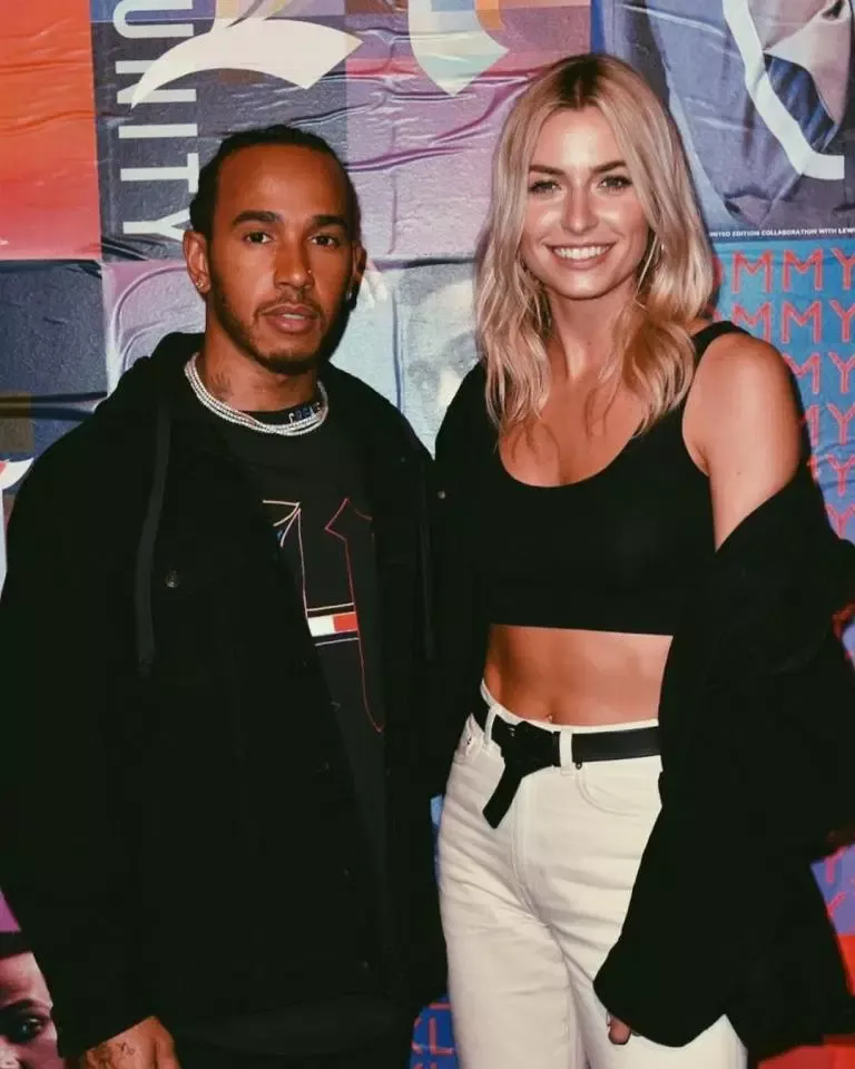 Vấn đề của Alexander Zverev: Cha nằm viện, chia tay bạn gái, tranh chấp pháp lý với đại diện cũ ảnh 4