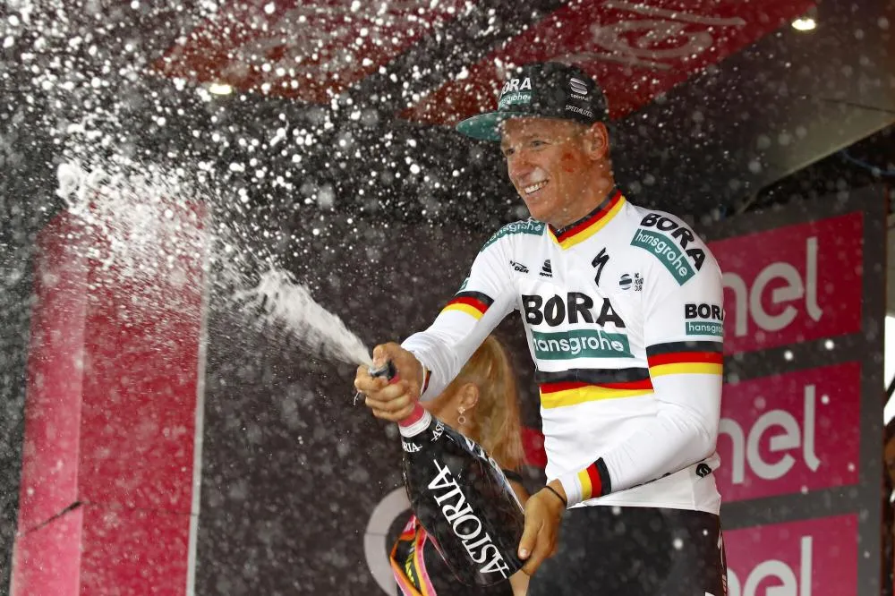 Giro d’Italia: Ackermann và Gaviria thay nhau thắng chặng 2 và 3, Viviani bị hủy kết quả ảnh 2