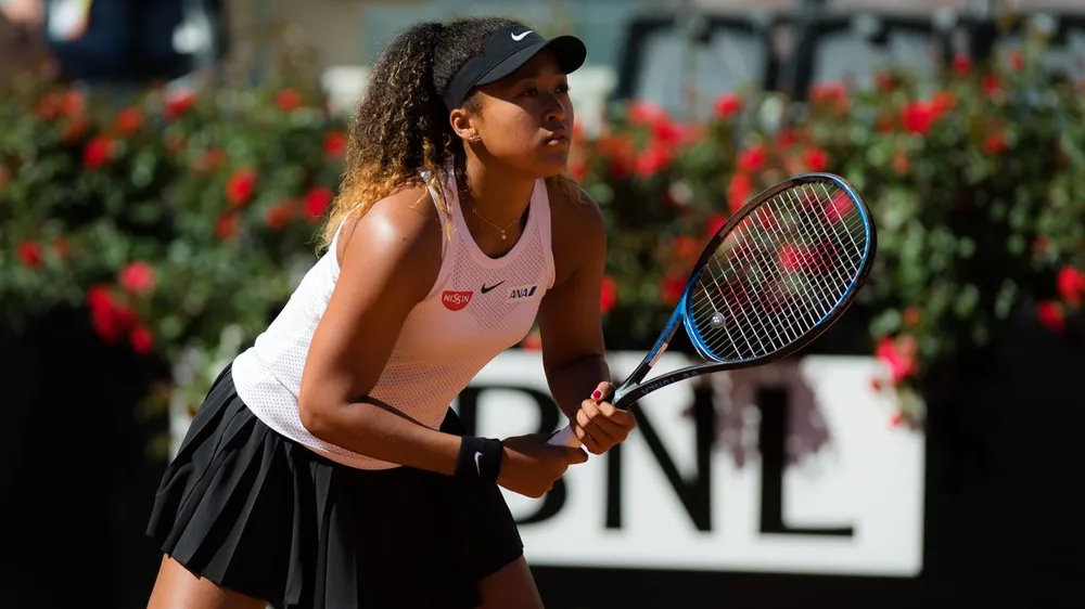 Naomi Oska - Nữ hoàng cô đơn