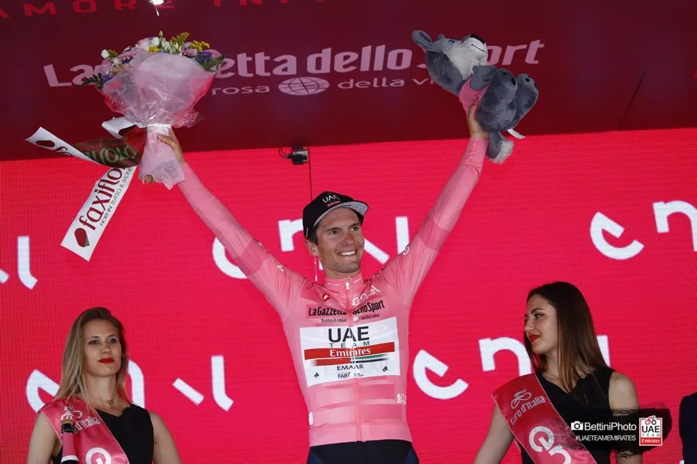 Giro d’Italia: Bị Roglic “kèm chặt”, Nibali nổi cáu ảnh 3