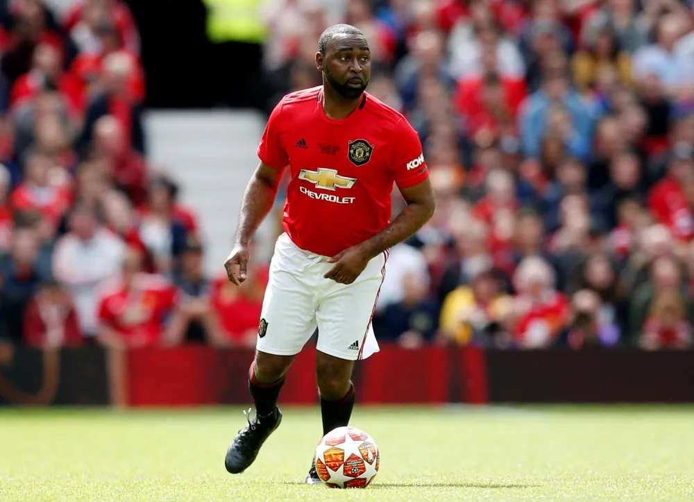 Đè bẹp Huyền thoại Bayern 5-0: Huyền thoại Manchester United được yêu cầu về đá… Premier League ảnh 3