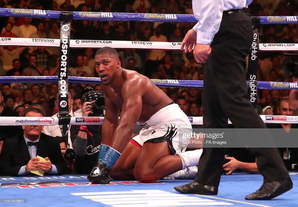 Quyền Anh: Truyền kỳ về “Gã mập ù” Ruiz - 12 tuổi, đánh bại người trưởng thành, 19 tuổi, nặng 135 kg ảnh 4