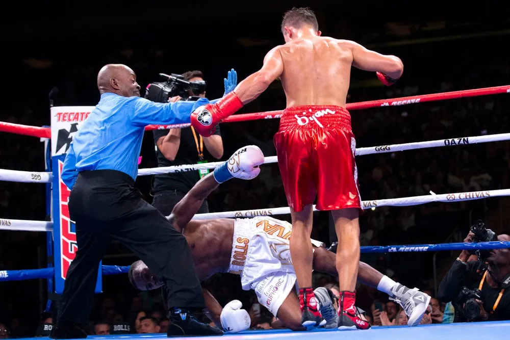 Quyền Anh: Đấm ngã Rolls ở hiệp 4, Golovkin đòi tái ngộ Canelo, đấu trận “tái chiến của tái chiến” ảnh 3