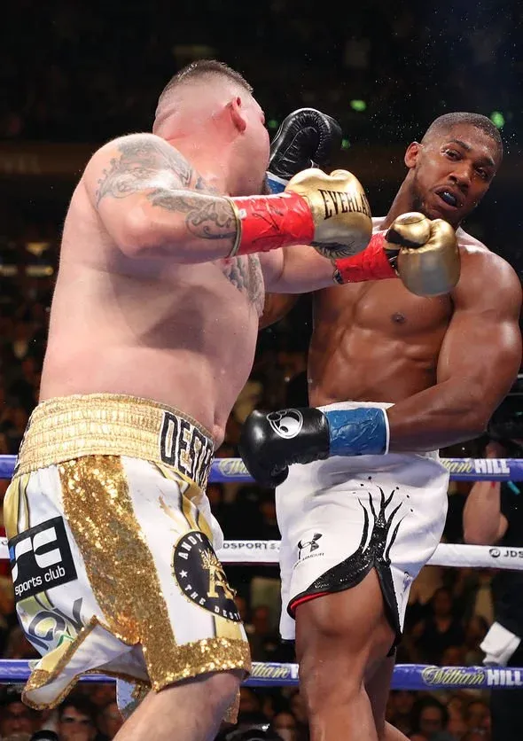 Quyền Anh: Ông bầu Eddie Hearn tiết lộ sự thật kỳ lạ - Joshua thấy… nhẹ nhõm sau khi bị Ruiz đấm gục ảnh 2