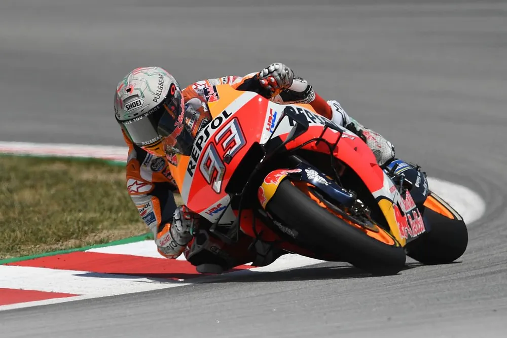 Đua xe mô tô: Marquez thắng “cú poker”, em trai cũng đăng quang ở Catalunya ảnh 4