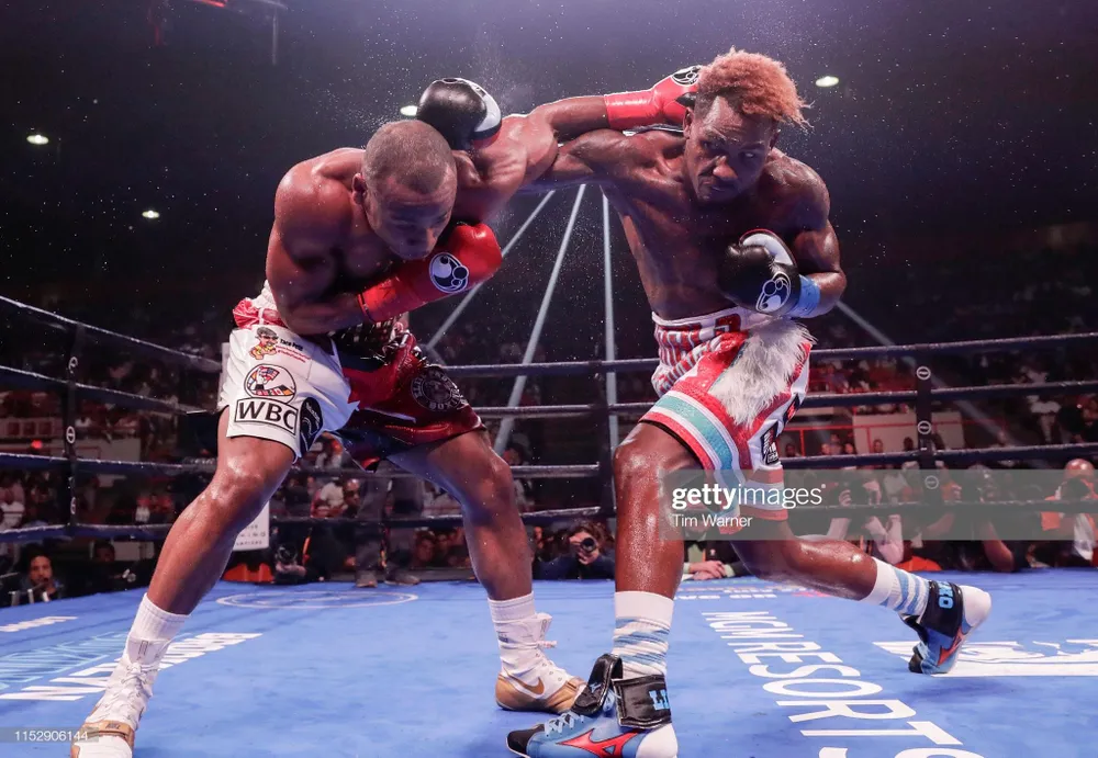 Quyền Anh: Sau những hỗn loạn là ngày yên bình – Charlo và Andrade bảo vệ thành công đai vô địch ảnh 1