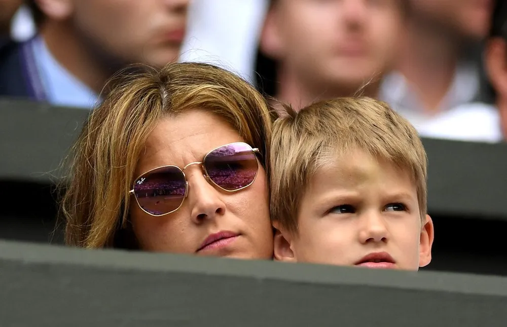 Wimbledon: Federer thua ván đầu tiên, Kyrgios thua 1 ván 0-6, còn Thiem thua cả trận đấu ảnh 1