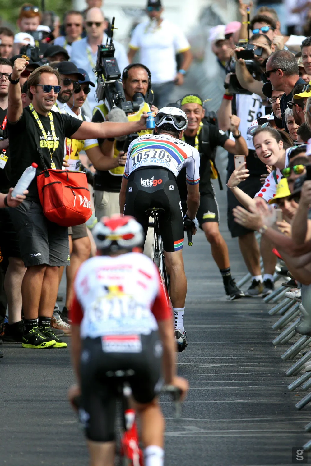 Tour de France: Chiến thắng “trong mơ” của Impey, Mitchelton-Scott và xe đạp Nam Phi ảnh 4