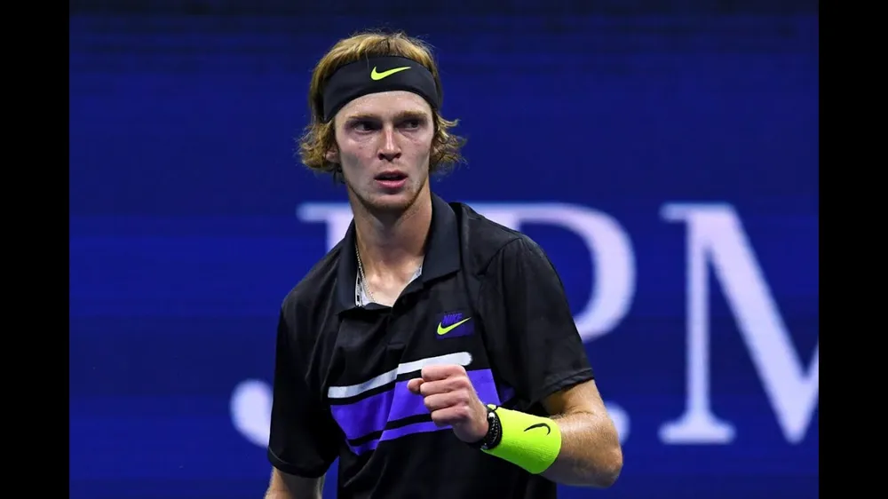 US Open: Vừa nói móc BLV của ESPN, Kyrgios phải trả lời phỏng vấn trước ông này và... để thua Rublev ảnh 3