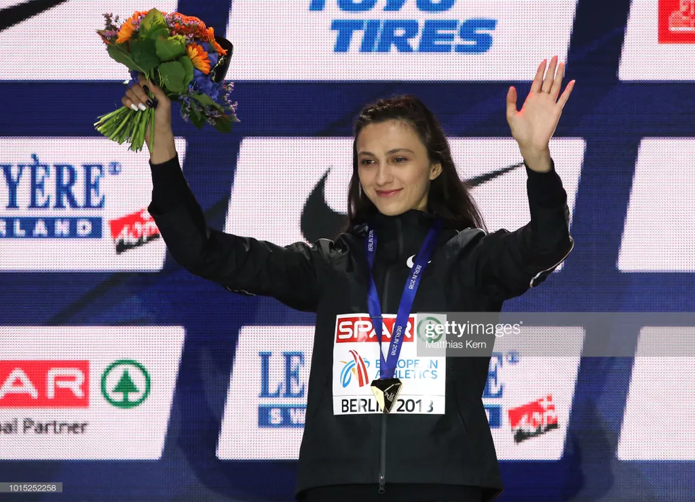 Giải điền kinh thế giới 2019: Dù phải thi đấu dưới cờ trung lập, những bóng hồng Nga vẫn khoe sắc ảnh 1