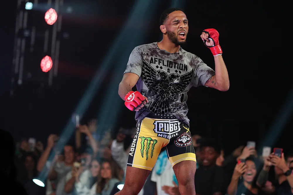 MMA Bellator 228: Hổ phụ sinh sư tử - McKee cha thắng KO hiệp 2, McKee con thắng ngay giây thứ 8 ảnh 4