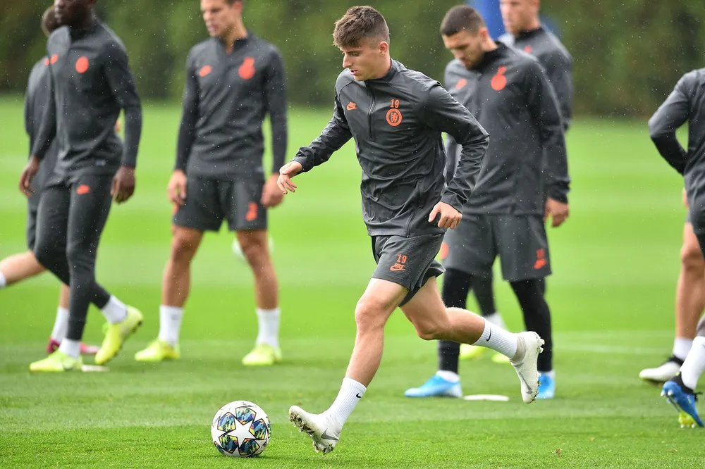 Chelsea tập luyện trước khi sang Pháp: Kante, Giroud và Zouma quay trở lại! ảnh 15