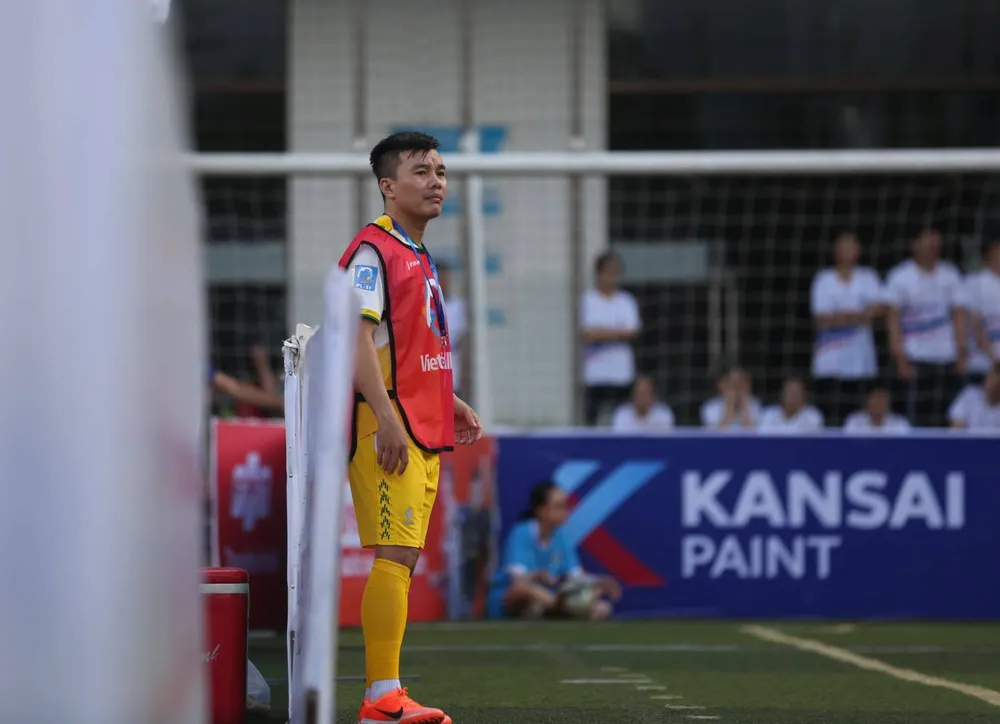 Văn Minh MN - Cuộc chiến của những gã trai nghĩa tình, Tuấn Vinh - dáng dấp Lampard ngoài đường biên ảnh 1