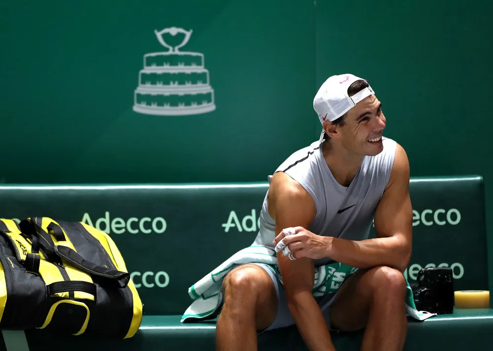 Davis Cup Finals: Bị tố: “Chỉ có 15 khán giả đến xem thi đấu”, Gerard Pique phản pháo đáng thương... ảnh 5