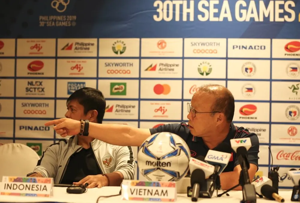 HLV Akira Nishino: Người đàn ông chậm trễ và lời xin lỗi muộn màng ảnh 1