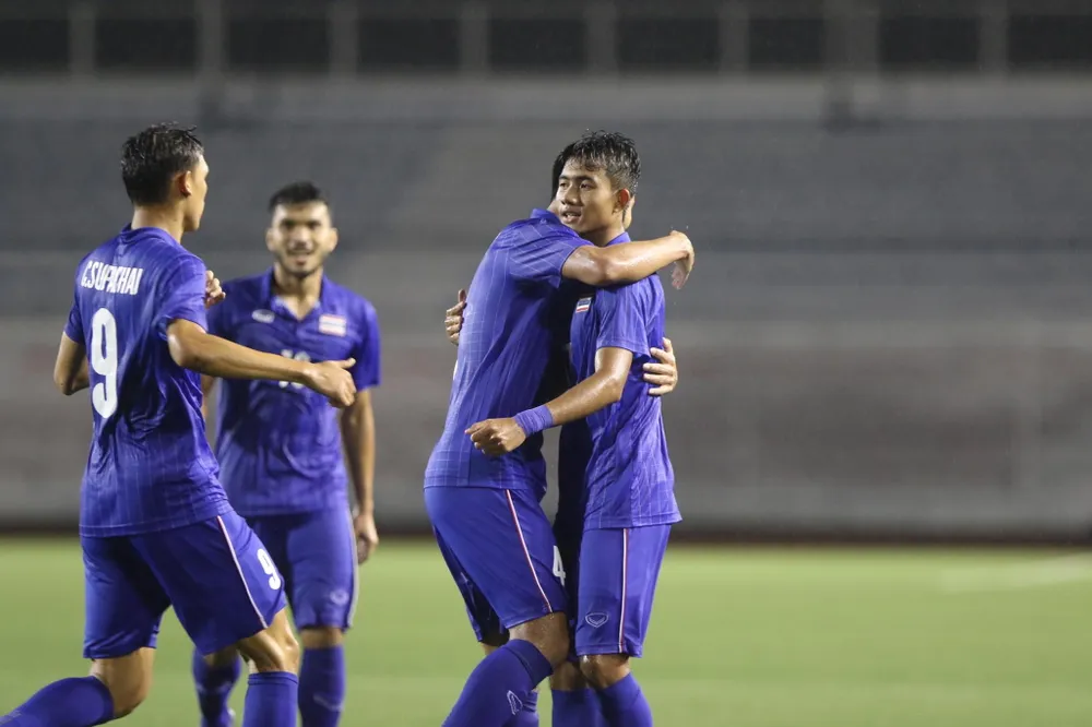 Thái Lan giành chiến thắng nhọc nhằn và "hú vía" trước U22 Lào