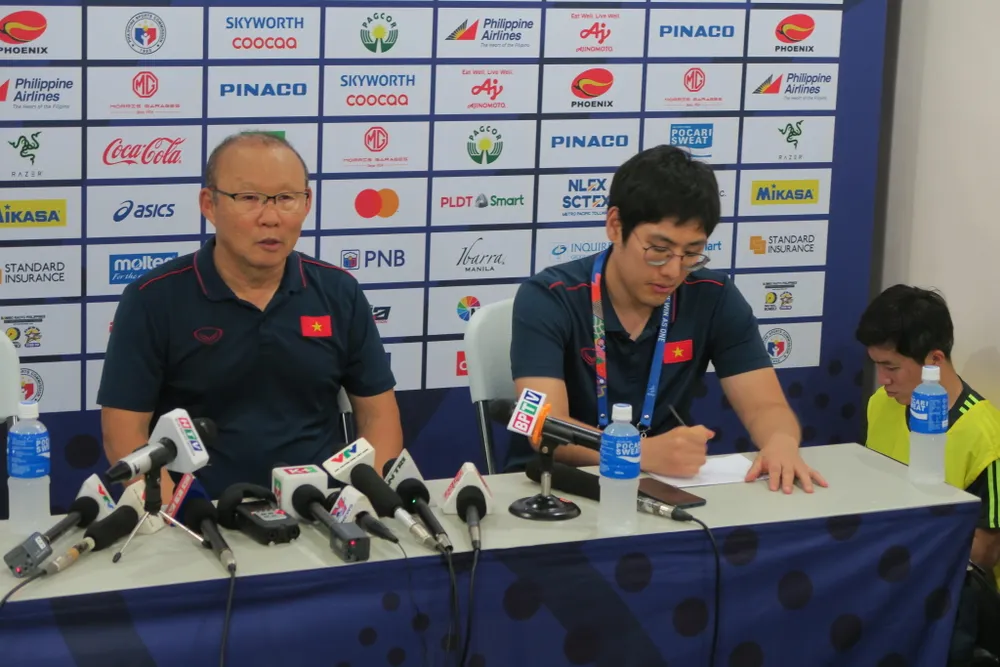 HLV Park Hang Seo: Lại là một trận đấu khó khăn, Quang Hải có thể chơi chung kết ảnh 1