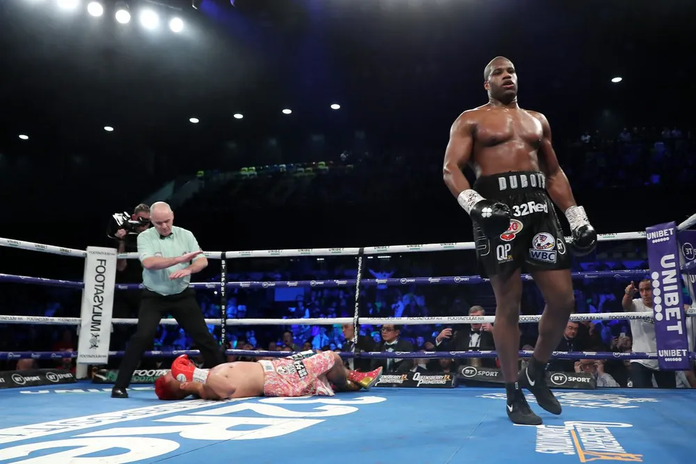 Quyền Anh: Thắng KO trận thứ 13, Triple D chạm thêm một tay vào “đỉnh thế giới” ảnh 3