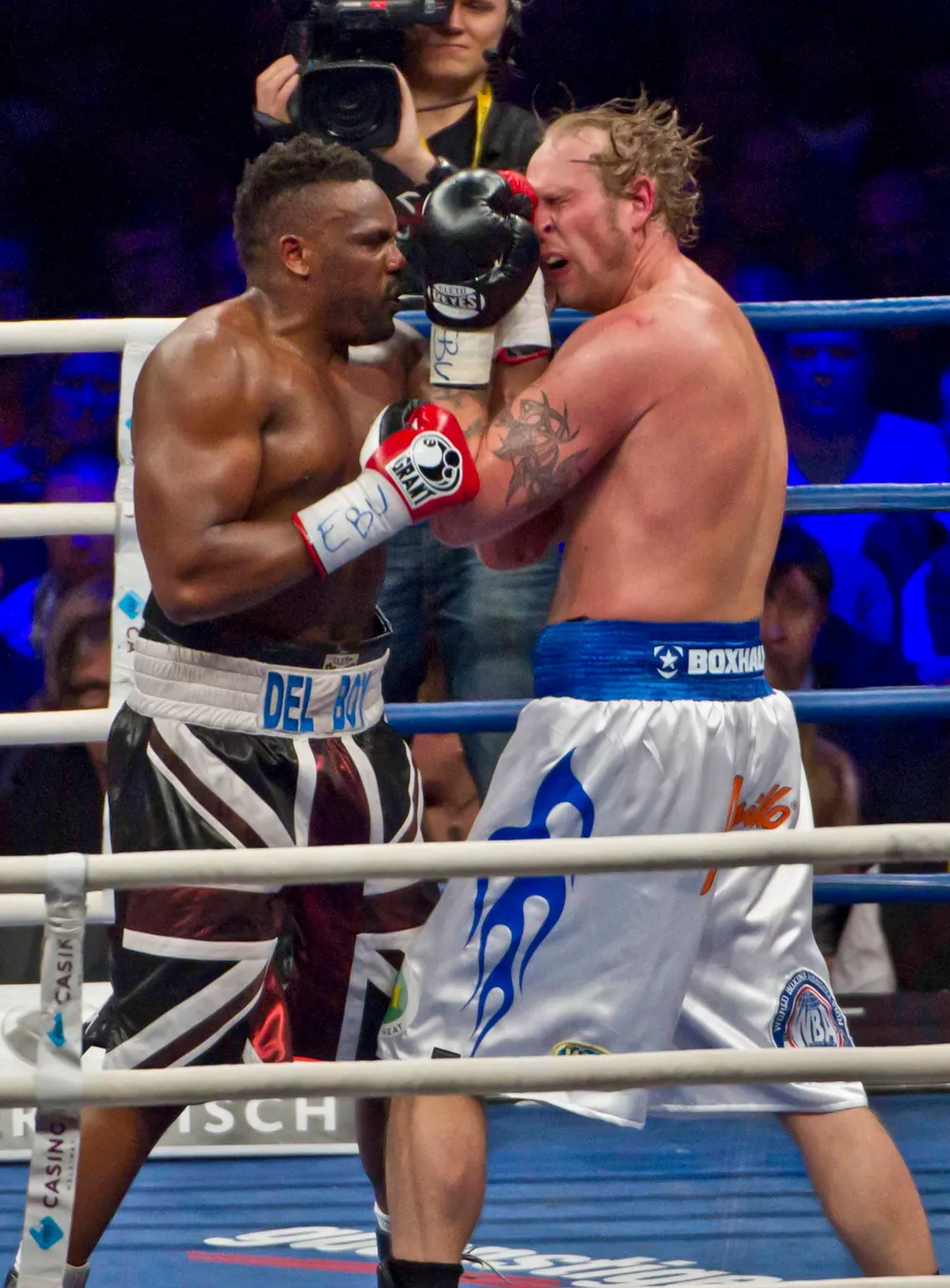 “Cơn ác mộng Bắc Âu” Robert Helenius và mối hận thiên thu: Tại sao Wladimir Klitschko không thượng đài với tôi? ảnh 2