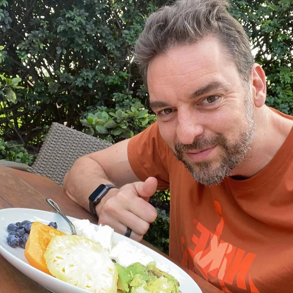 Nadal, Gasol lo lắng về chấn thương khi quay trở lại sau dịch Covid-19, Kyrgios bị Tsitsipas chơi khăm ảnh 2