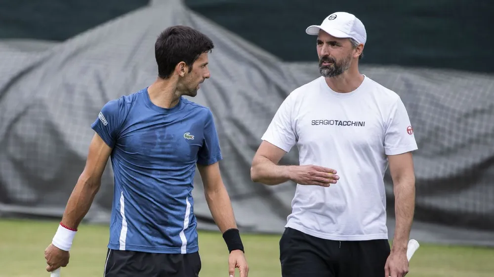 Becker tiết lộ lý do chia tay Djokovic, Ivanisevic không nghĩ Federer có thể thắng thêm Grand Slam ảnh 1