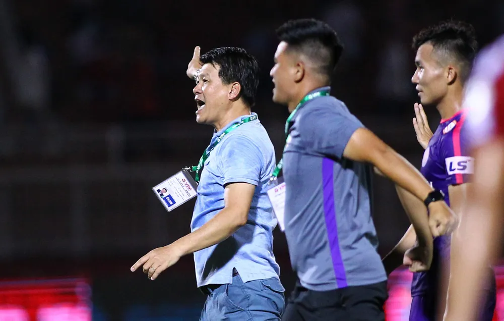 Sài Gòn FC: Đá giống “Chelsea phiên bản 2004-2005” khi ông Vũ Tiến Thành dàn binh như… Mourinho! ảnh 1