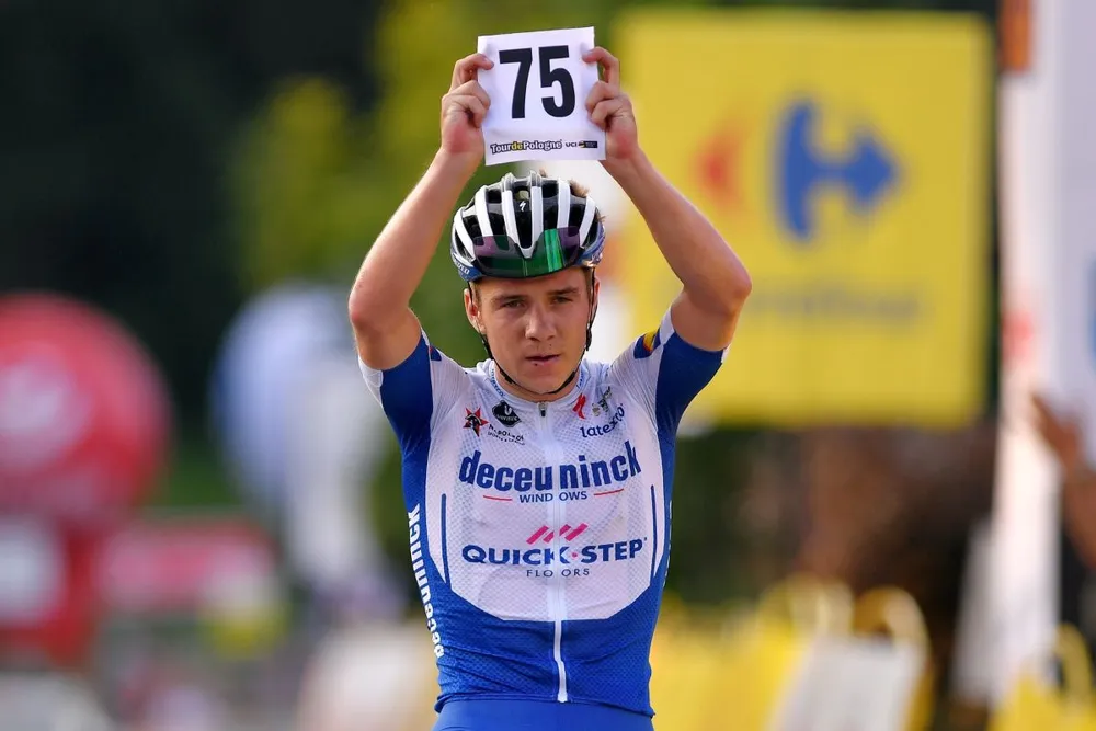 20 tuổi 197 ngày, Remco Evenepoel là cua-rơ trẻ nhất đăng quang Tour de Pologne, đã giành 4 danh hiệu trong mùa ảnh 1