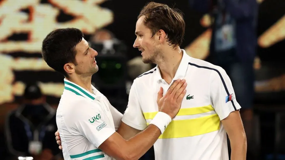 Cha của Novak Djokovic: Chúa gửi con trai tôi tới cho người dân Serbia ảnh 4