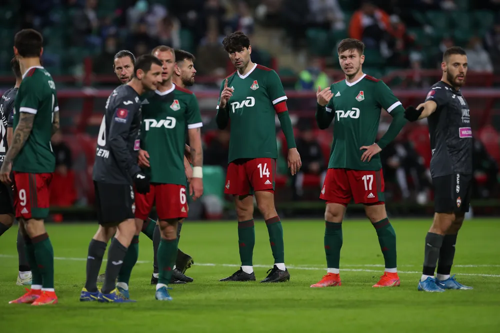 Lokomotiv Moscow: Toàn thắng 10 trận sau nghỉ Đông, vào CK Cúp Quốc gia thứ 10 - vẫn thua… CSKA ảnh 4