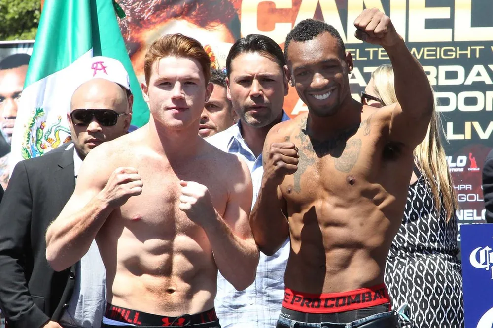 Canelo Alvarez và trận thua duy nhất (I): Được Floyd Mayweather dạy cho bài học, giờ trở thành Đệ nhất quyền thủ ảnh 2