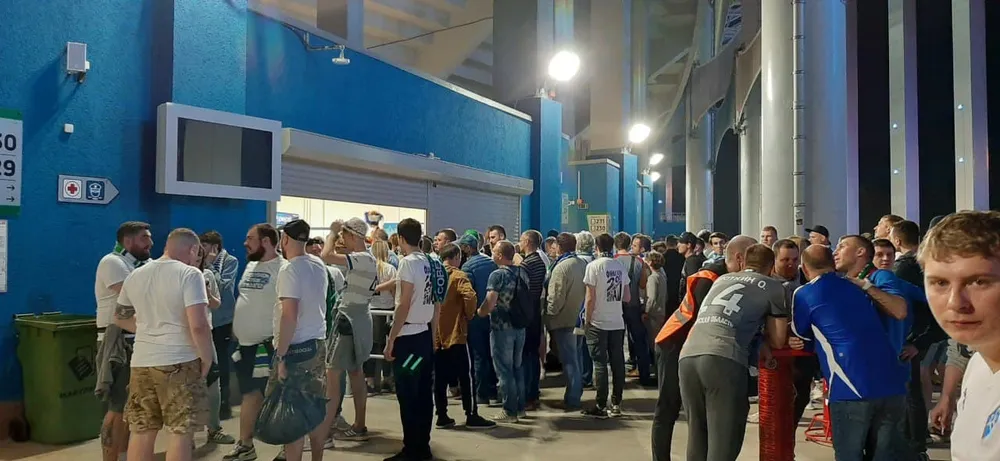 Lokomotiv Moscow: Nikolic giành Cúp QG thứ 3 trong sự nghiệp, với trận đấu gợi nhớ bầu không khí World Cup ảnh 1