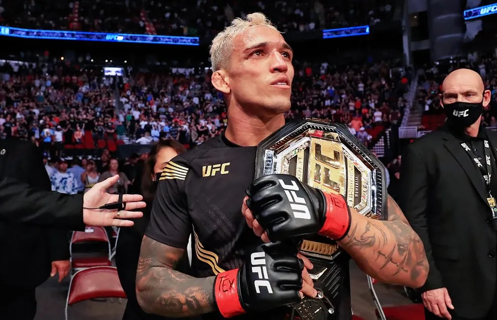 Charles “Do Bronx” Oliveira từ Favela: Bác sĩ từng chẩn đoán không thể đi lại, giờ vô địch UFC sau 10 năm thượng đài ảnh 3
