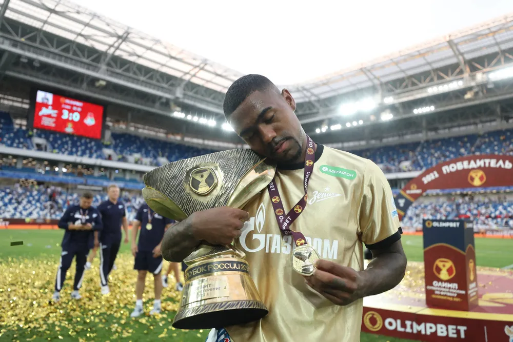 Siêu Cúp nước Nga: Zenit áp đảo Lokomotiv cả trên sân lẫn trên… đường phố Kaliningrad ảnh 5