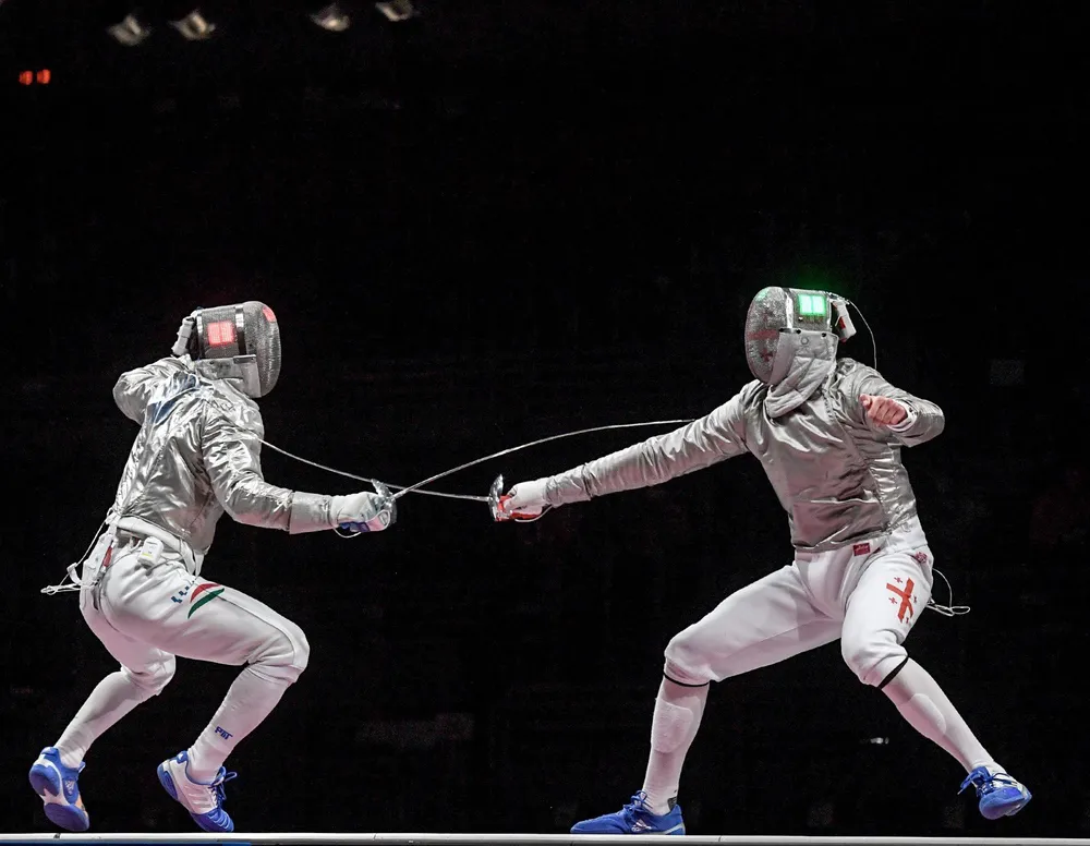 “Kiếm Vương” Áron Szilágyi: Xứng danh anh hùng với tấm HCV 3 kỳ Olympic liên tiếp ảnh 1