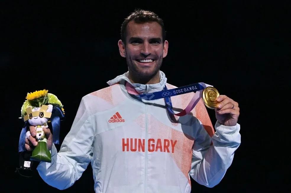 “Kiếm Vương” Áron Szilágyi: Xứng danh anh hùng với tấm HCV 3 kỳ Olympic liên tiếp ảnh 7