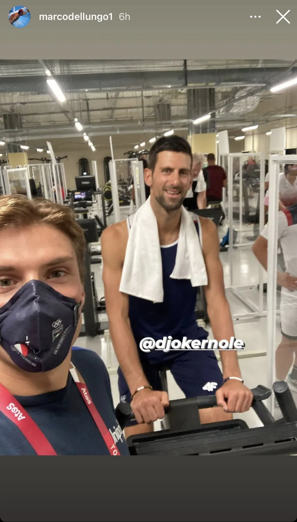 Novak Djokovic: Ngôi sao nổi tiếng số 1 ở Olympic, ai cũng muốn xin chữ ký và chụp hình ảnh 5