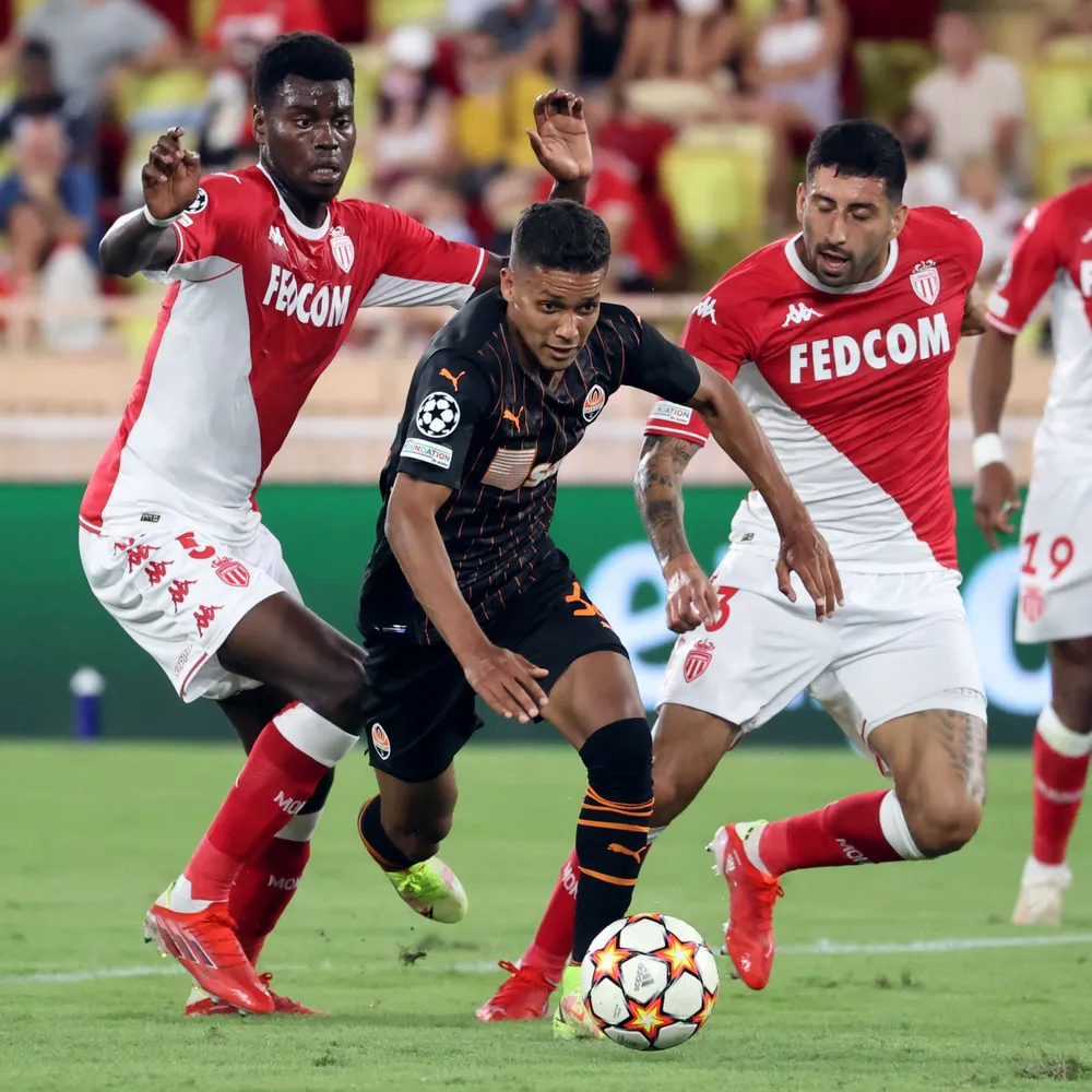 Shakhtar Donetsk thắng nhờ 7 “cầu Brazil”, Zenit Saint Petersburg dùng 11 “cầu ngoại” cũng không thể vô địch ảnh 1