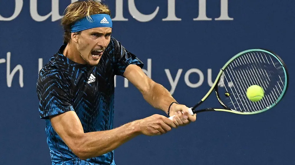 Cincinnati Masters: Daniil Medvedev hủy diệt đối thủ 12-2, sẽ đấu Andrey Rublev ở “trận nội chiến nước Nga” ảnh 2