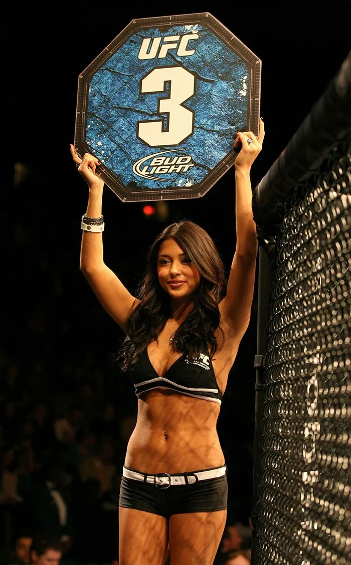 “Ring Girl triệu đô” Arianny Celeste đáp trả đanh thép: Khabib sẽ phải tôn trọng tôi ảnh 4
